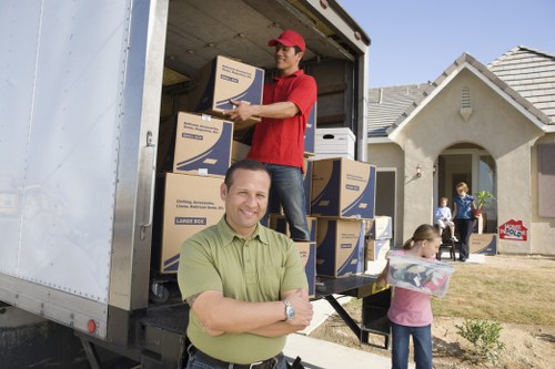 Flexible man and van transport for Kingston flats and apartments