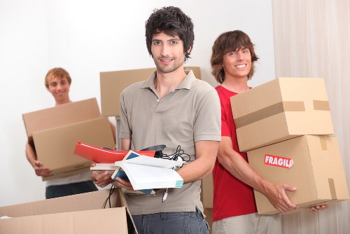 Risk assessment and safe loading procedures for removals