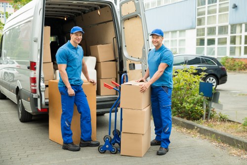 Short-term and long-term storage options for Kingston customers